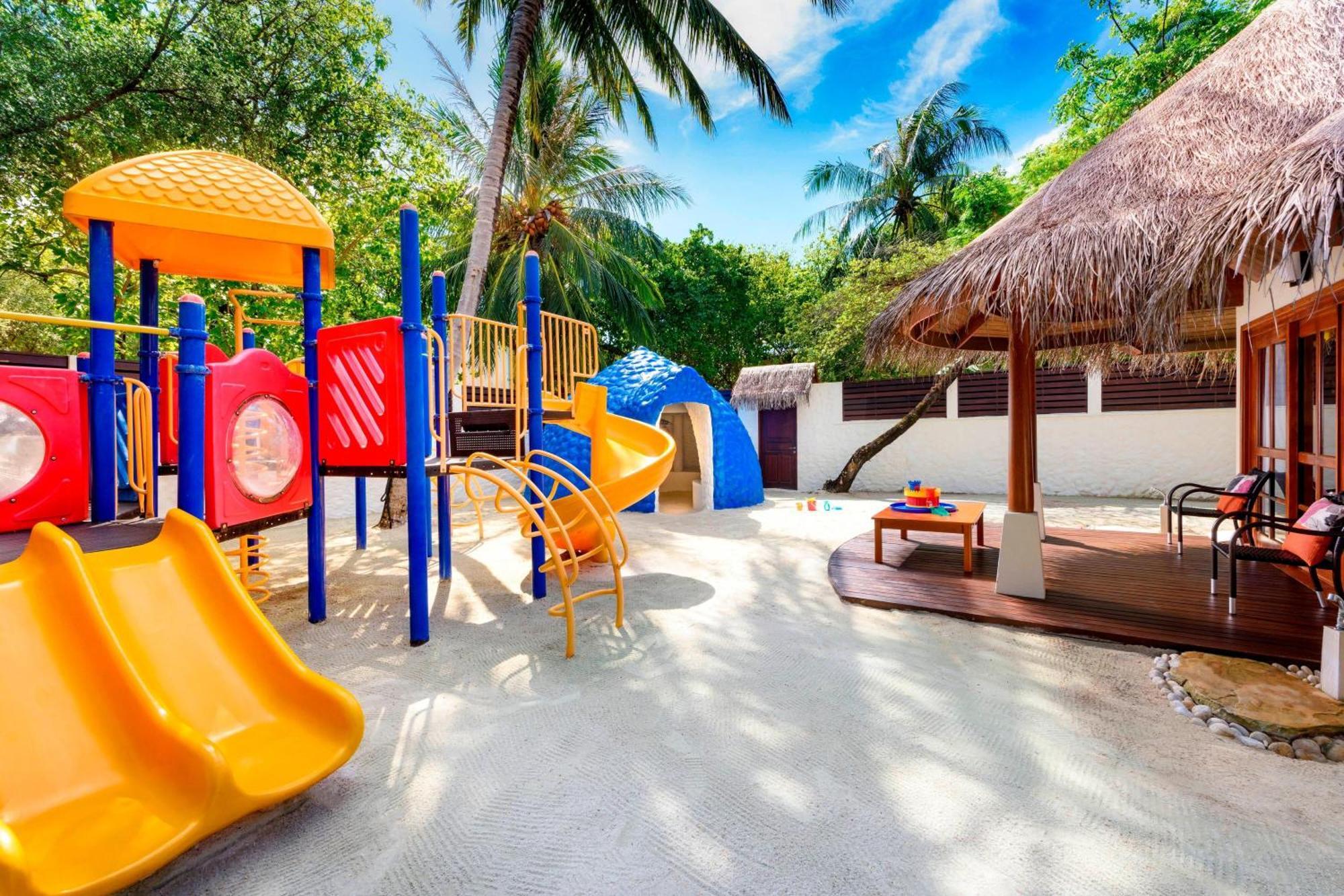 Sheraton Maldives Full Moon Resort & Spa Hulhumale Esterno foto